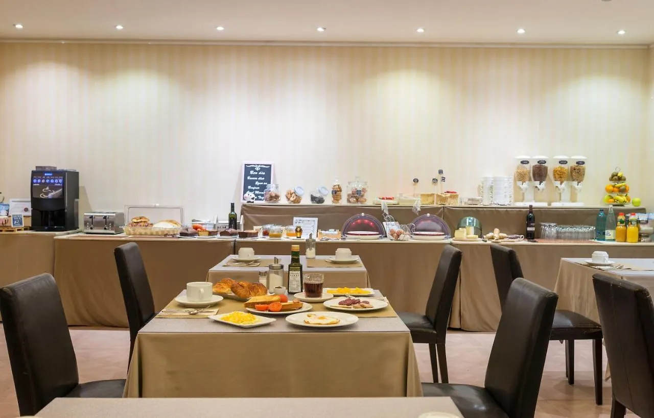 Hotel Andria La Seu d'Urgell 3*,